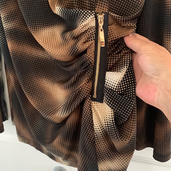 Laura ladies dressy top. Brown, black & cream colours - Picture 2 of 7